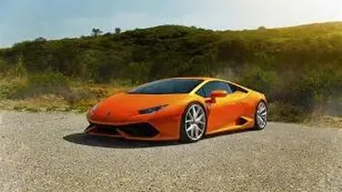 网友揭露李湘离婚后与年轻男子共穿情侣服饰