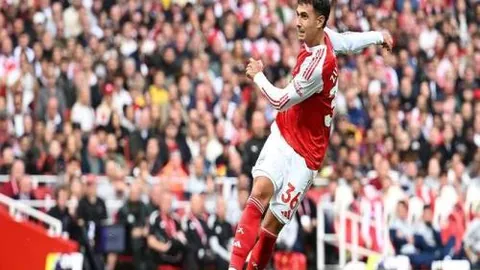 【独家探秘】甲级联赛赛事深度剖析：揭秘胜负，比分揭晓！