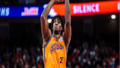 尤文瞄准巴埃纳，转会费约2000万欧元